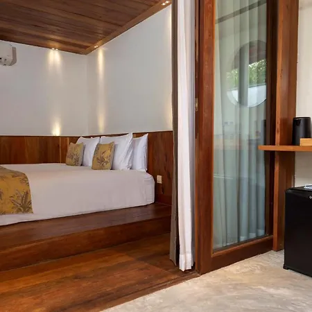 Island Center Point Hotel Koh Rong Sanloem Exterior photo