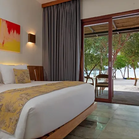 Island Center Point Hotel Koh Rong Sanloem Exterior photo